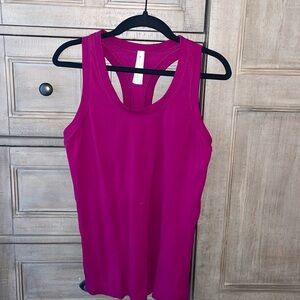 Athleta Momentum Tank, size small